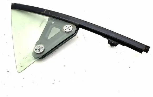 Toyota GT 86 Front vent window/glass (coupe) 