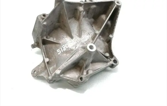 Mercedes-Benz Sprinter W906 Engine mounting bracket A6512340339