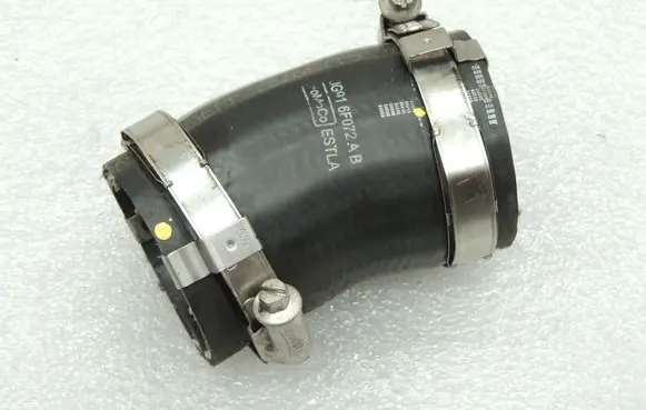 Ford Focus Intercooler hose/pipe JG916F072AB 2414667