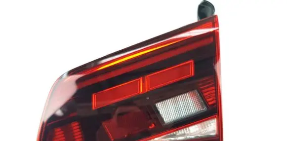 Volkswagen PASSAT B8 Tailgate rear/tail lights 3G5945094D