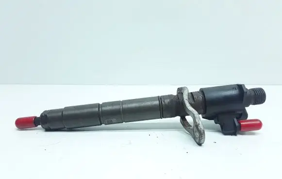 Volvo V70 Fuel injector 31303238 0445116046