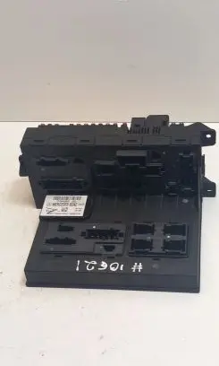 Mercedes-Benz E W211 SAM control unit A2115453901 2115453801
