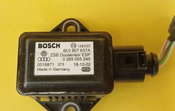Audi A6 S6 C5 4B ESP acceleration yaw rate sensor 8E0907637A 0265005245