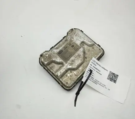 Jaguar XE LED ballast control module 5DF011818