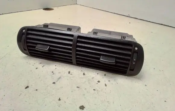 Audi A3 S3 8L Dash center air vent grill 8L0820951