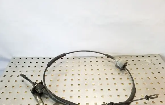 Chrysler 300 - 300C Gear shift cable linkage 04779423AB