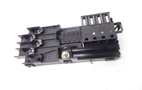 Mercedes-Benz E W211 Fuse module 2115452301