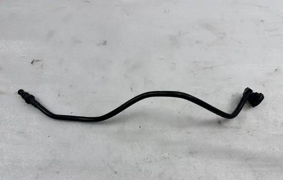 Mercedes-Benz S W222 Engine coolant pipe/hose A2225012825