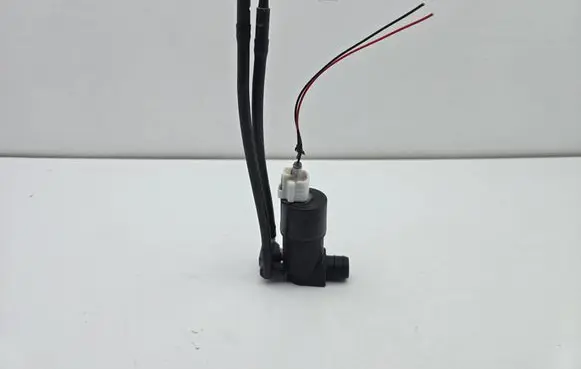 Toyota C-HR I Windscreen/windshield washer pump 853300F010