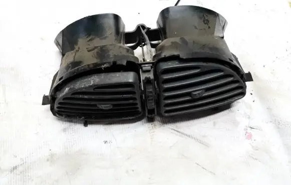 Citroen C5 Dash center air vent grill 963261727a