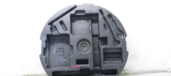 Renault Kadjar Spare wheel section trim 997505370r