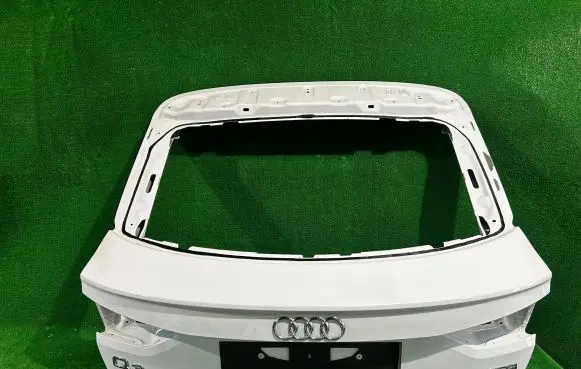 Audi RS Q3 Sportback Tailgate/trunk/boot lid 