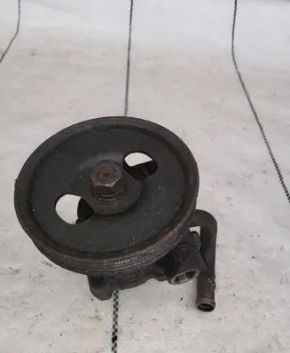 Mitsubishi Pajero Sport I Power steering pump