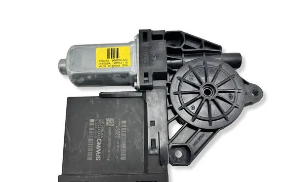 Volvo S90, V90 Front door window regulator motor 31674755