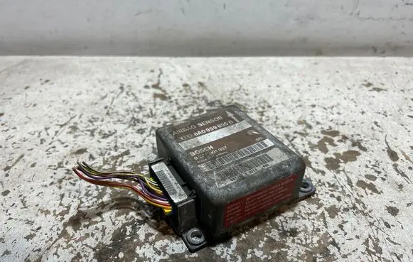 Audi A4 S4 B6 8E 8H Airbag control unit/module 8A0959655B 0285001037