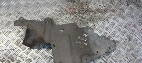 Nissan Primera Engine splash shield/under tray