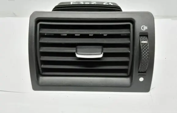 Ford Mondeo Mk III Dash center air vent grill D1B1A