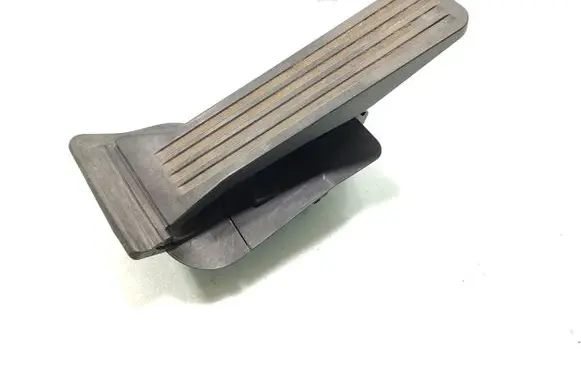 Mazda 6 Accelerator throttle pedal GHP9-41600