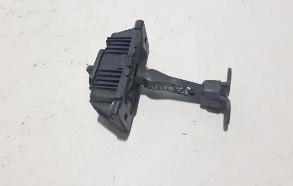 Mercedes-Benz Vito Viano W639 Front door check strap stopper A6397200016