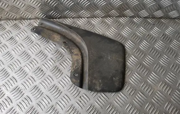 Volvo XC70 Rear mudguard 8662748