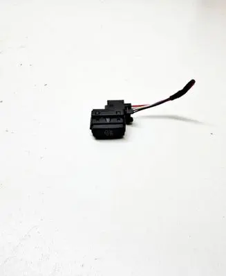 Volkswagen PASSAT B8 Alarm switch 5G0962109