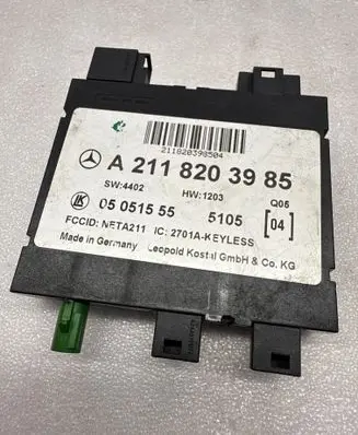 Mercedes-Benz E W211 Keyless (KESSY) go control unit/module A2118203985 SW4402 05051555