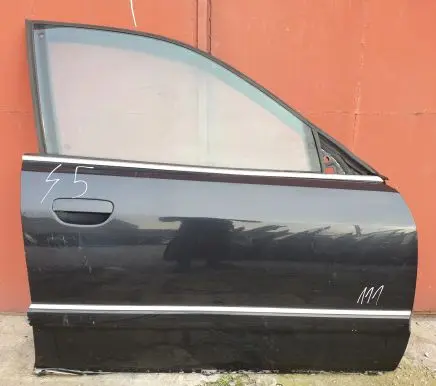 Audi A8 S8 D2 4D Front door