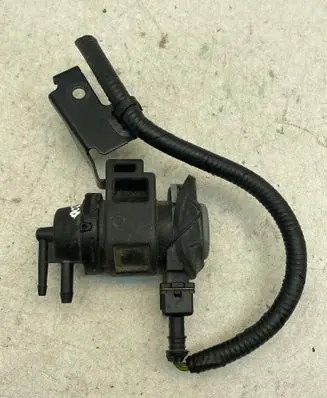 Nissan Qashqai+2 Turbo solenoid valve PA66GF30