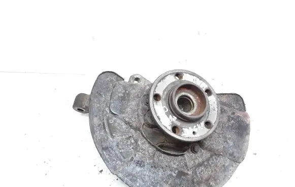 Volvo XC90 Front wheel hub spindle knuckle 08630771