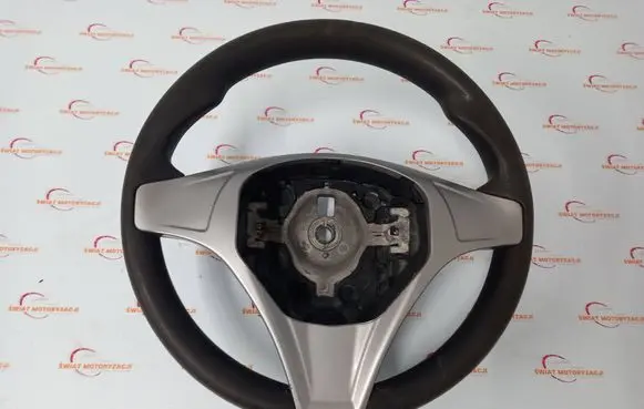 Alfa Romeo Giulietta Steering wheel 