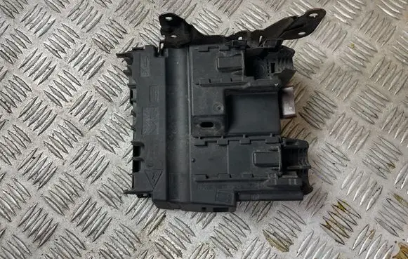 Peugeot 308 Comfort/convenience module 22661F01 9675349880