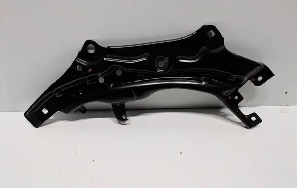 Skoda Superb B9 Headlight/headlamp mounting bracket 3P0805931A 3P0805931
