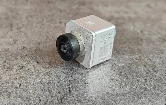 Reversing camera