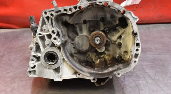 Dacia Logan I Manual 6 speed gearbox JR5149