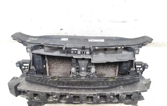 Volkswagen PASSAT CC Radiator support slam panel 