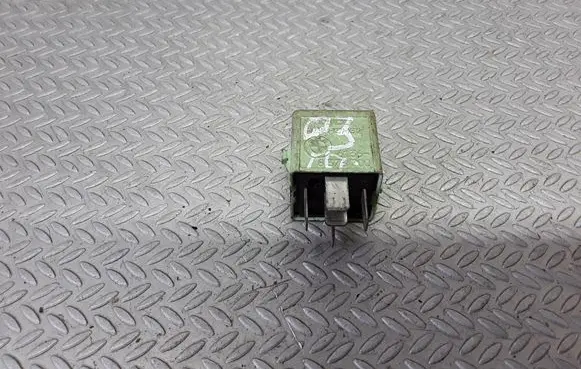 BMW 5 E39 Other relay 61368373700