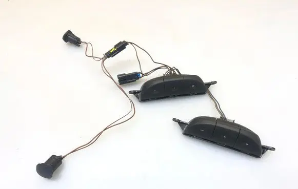 Opel Zafira A Steering wheel buttons/switches 90561159