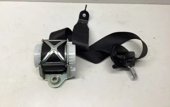 BMW 4 F32 F33 Front seatbelt 34097872C