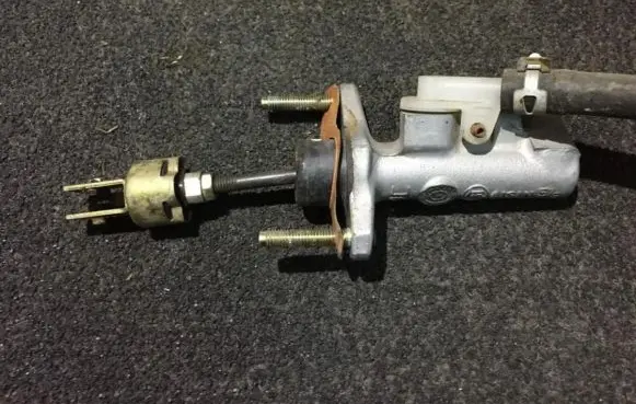 Toyota Corolla E120 E130 Clutch master cylinder