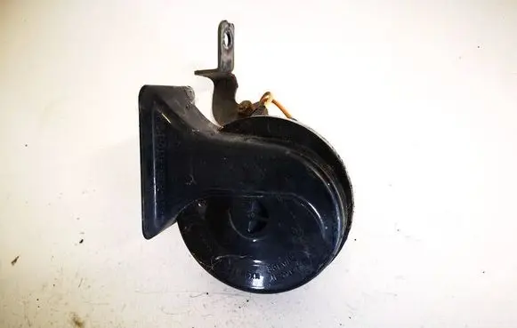 Porsche Cayenne (9PA) Horn signal e13000661
