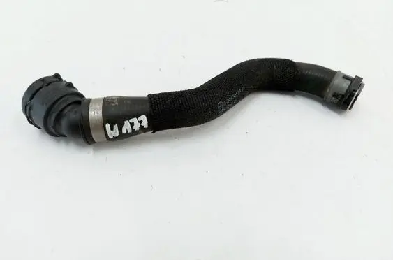 Engine coolant pipe/hose