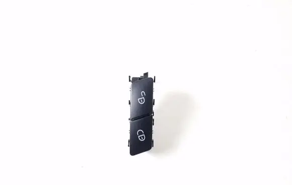 Mercedes-Benz C W204 Central locking switch button A2048706410