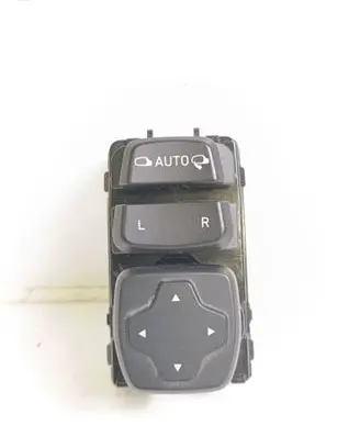 Hyundai Kona I Wing mirror switch 3K54801000