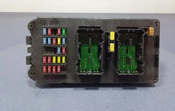 Fuse box set