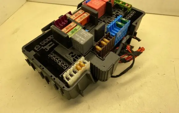 Mercedes-Benz C W205 Fuse module A2055841007
