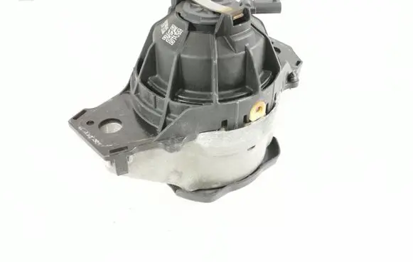 Jeep Grand Cherokee WL Engine mount bracket 68375805AE