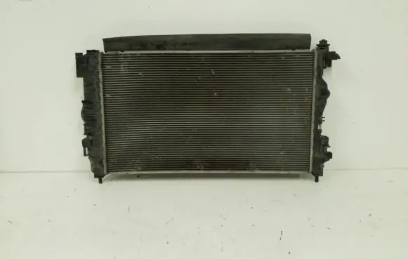 Opel Zafira C Coolant radiator 13312812