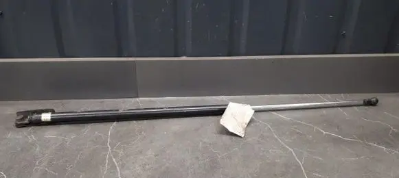 Mazda 323 Tailgate strut 