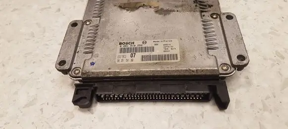 Peugeot 406 Engine control unit/module 9635158180 81032951