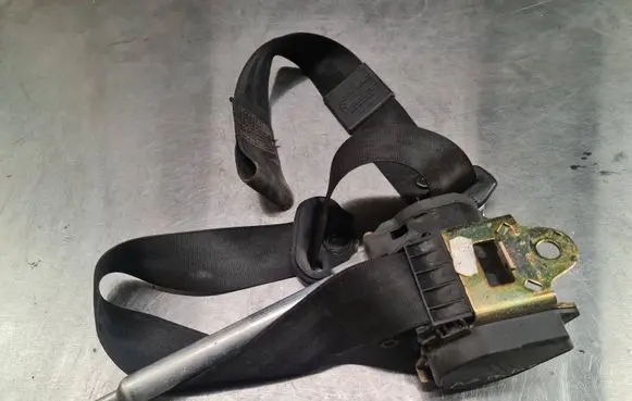 Audi A3 S3 8L Front seatbelt 895857706BK 231097 560344000